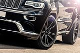 Jeep Grand Cherokee - Fondmetal STC-10 - 11,0x20 - black-milled Jeep Grand Cherokee - Fondmetal STC-10 - 11,0x20 - black-milled